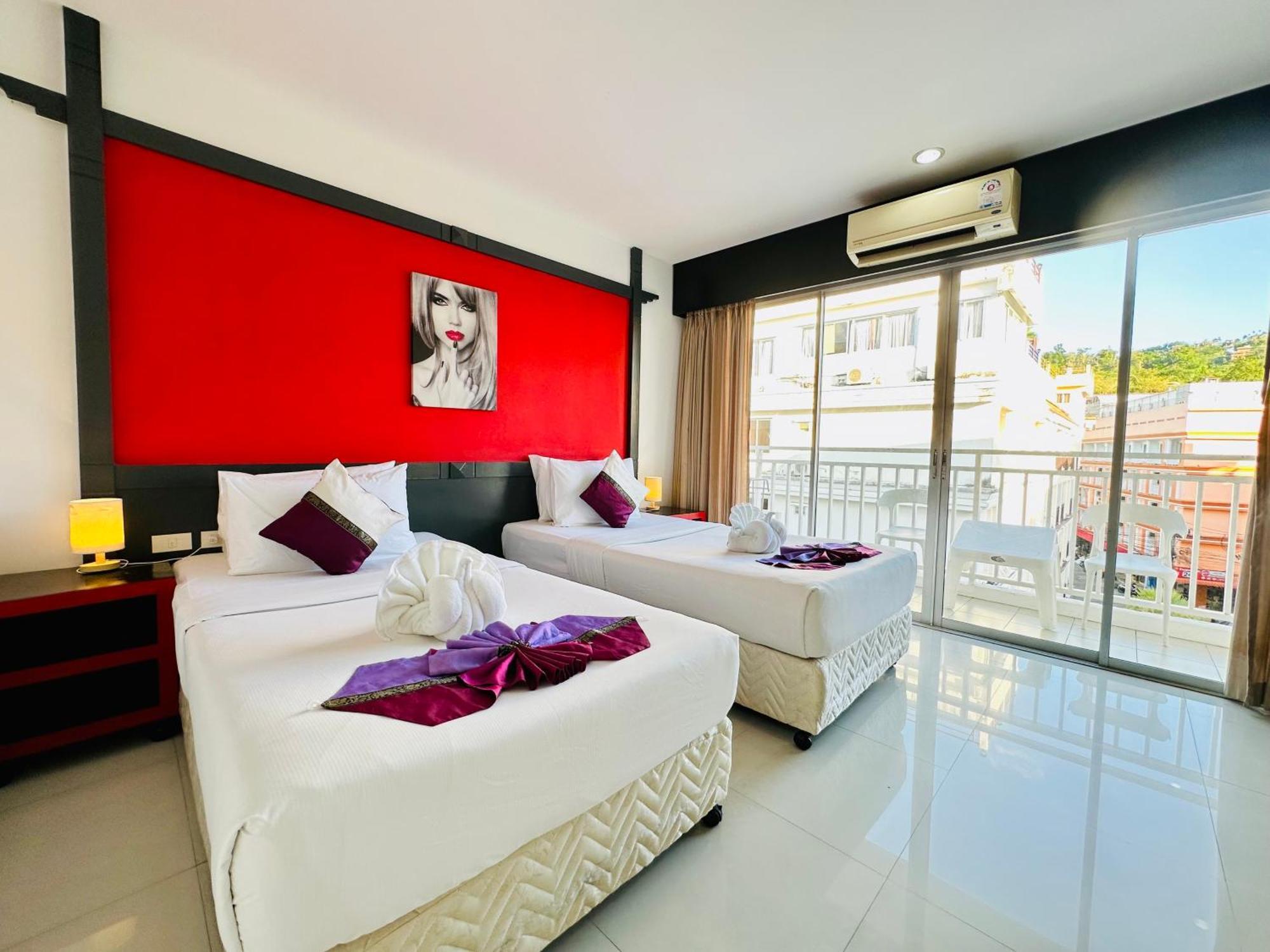 Hotel Baya Phuket Patong Екстериор снимка